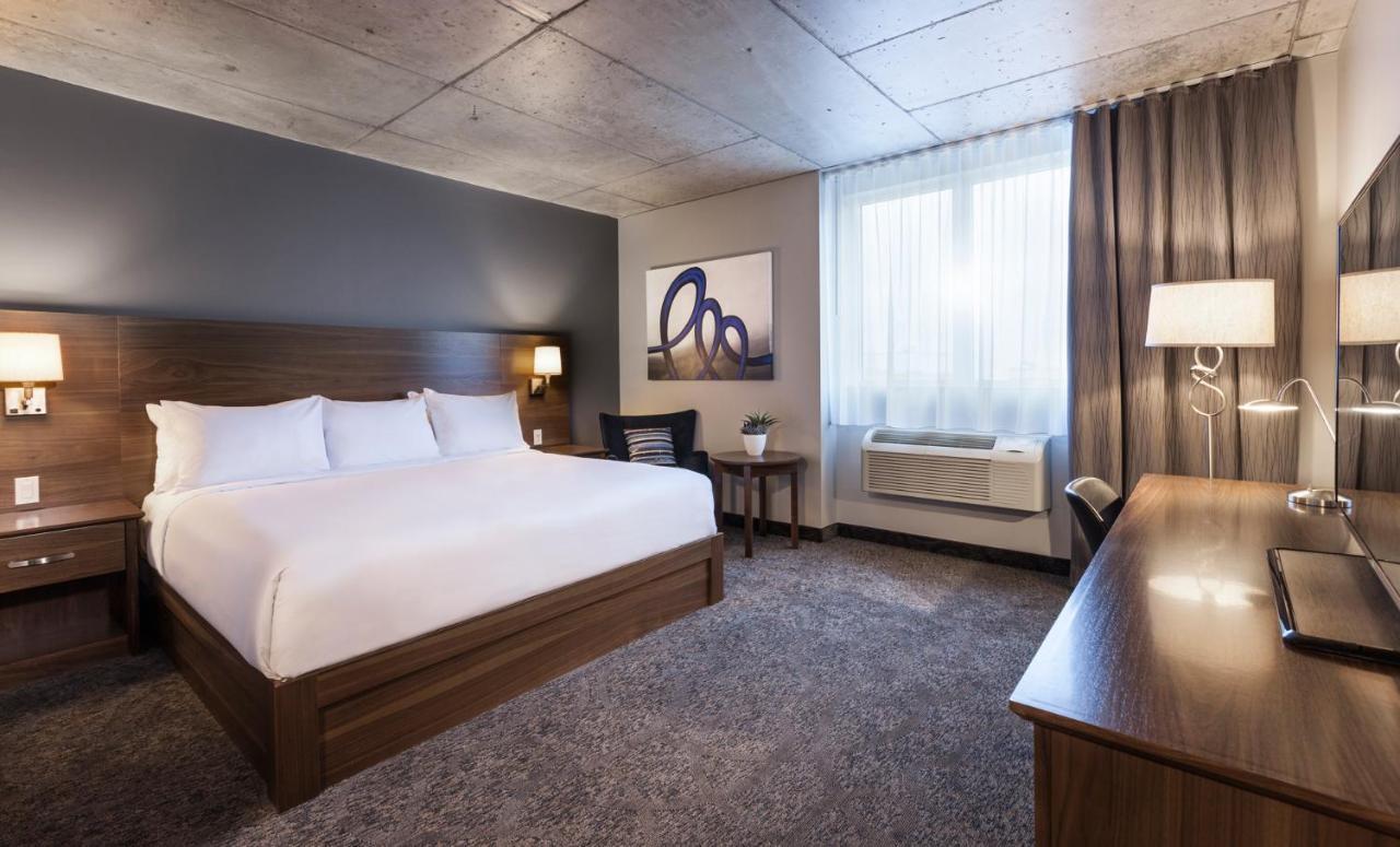 Imperia Hotel Et Suites Бушервиль Экстерьер фото